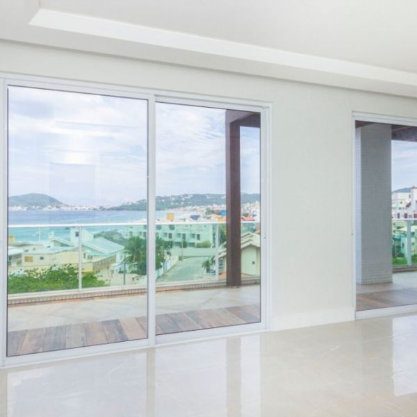 VARANDAS DO ATLNTICO EM BOMBAS  3 SUTES 