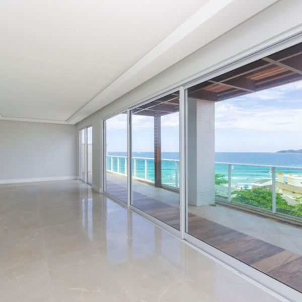 VARANDAS DO ATLNTICO EM BOMBAS  3 SUTES 