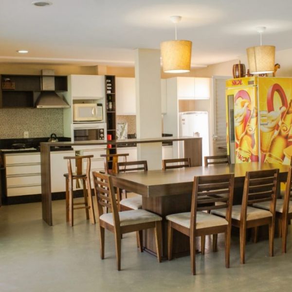 Sobrado Avenida principal do Canto Grande 3 dormit