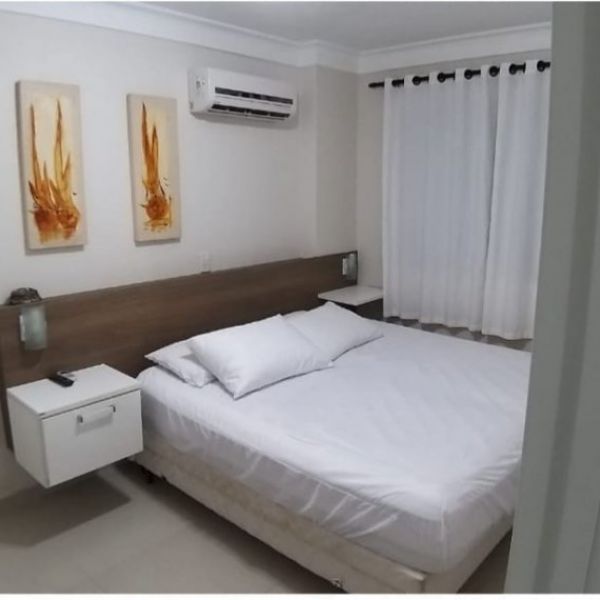 Apartamento 1 dormitrio em Bombas 1 vaga