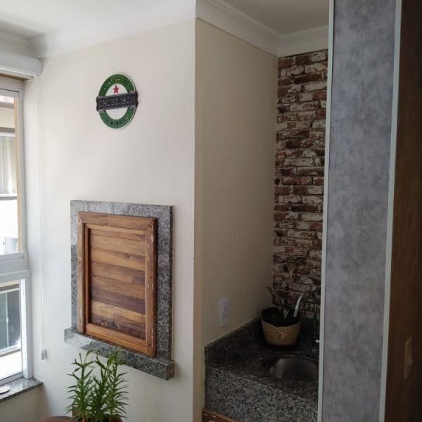 Apartamento mobiliado em Bombas. 2 dorm. 1 vaga 