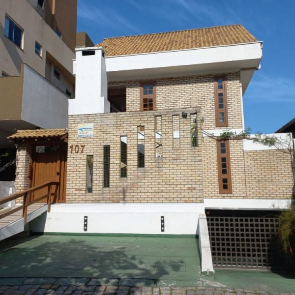 Residencial  100M do mar de Bombinhas