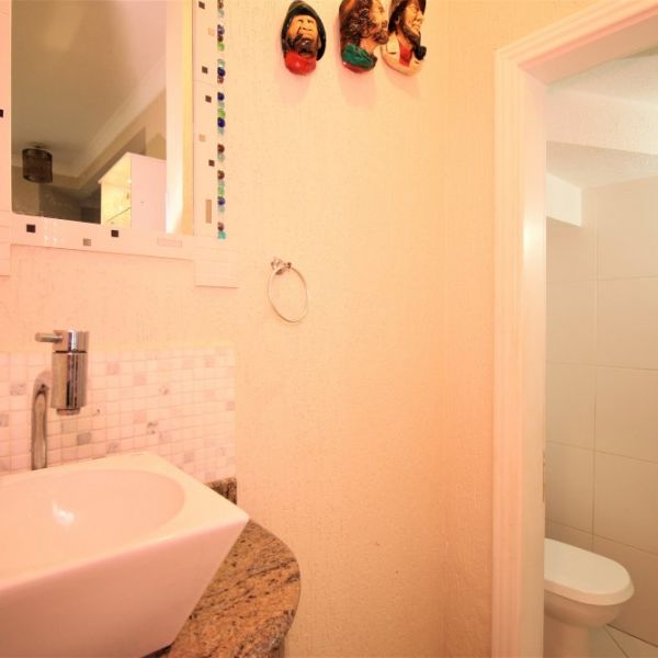 Sobrado 5 dormitrios Beira Mar 3 vagas