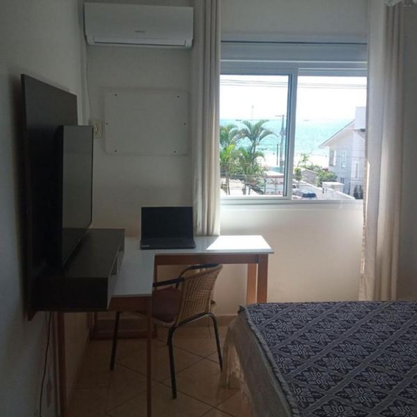 APARTAMENTO 2 DORM. AV. DE BOMBAS
