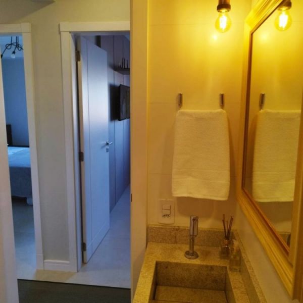 Apartamento Bombas 2 dorm. 1 vaga  de garagem