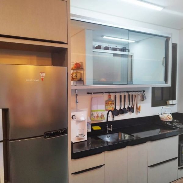 Apartamento Bombas 2 dorm. 1 vaga  de garagem