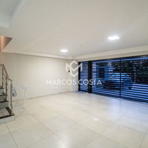 CASA CONDOMNIO PANORMICO 4 DORM