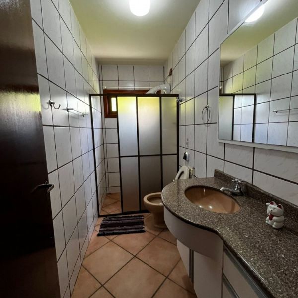 CASA AVENIDA DE BOMBAS 3 DORM 2 VAGAS