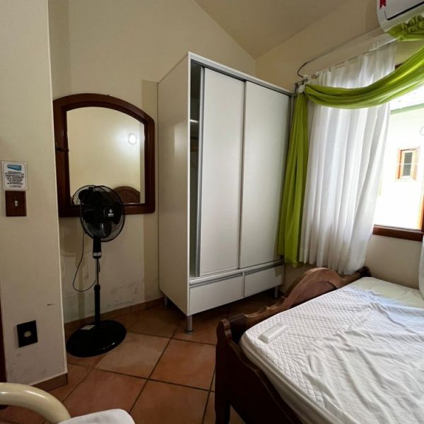 CASA AVENIDA DE BOMBAS 3 DORM 2 VAGAS