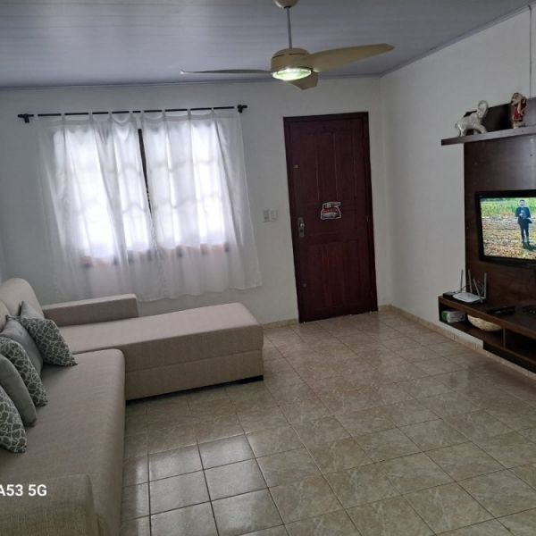 Casa Bairro Mariscal 2 dormitrios 4 vagas 