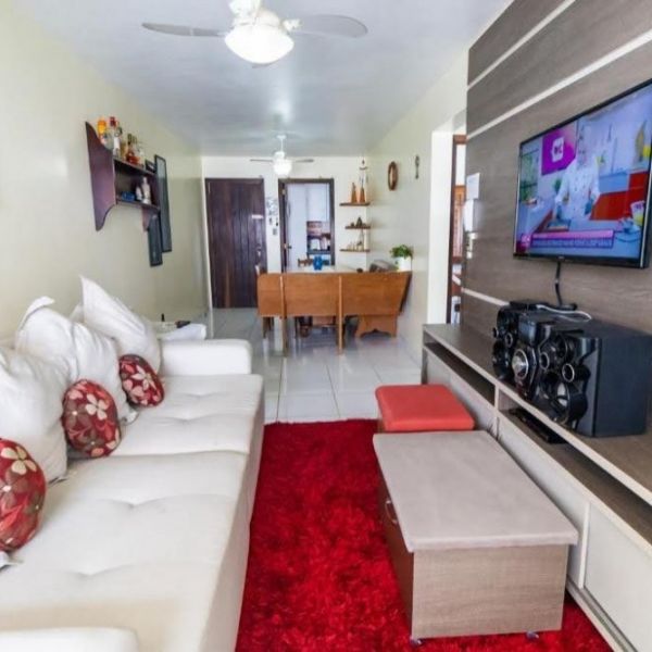 RESIDENCIAL ADRIANA APTO 203, AV. LEOPOLDO ZARLING