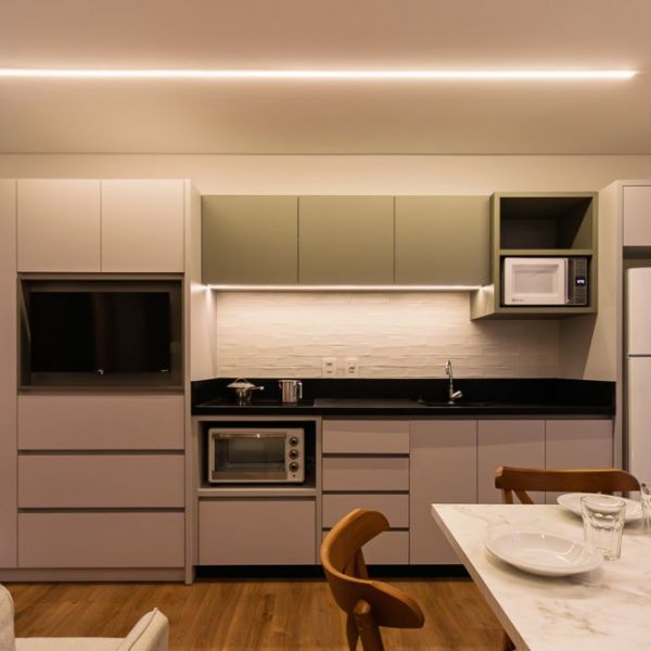 FLAT NO CENTRO DE BOMBINHAS 1 VAGA DE GARAGEM