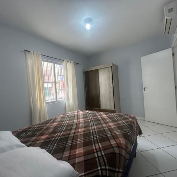 APARTAMENTO EM BOMBAS 50 METROS DA PRAIA 2 DORM.