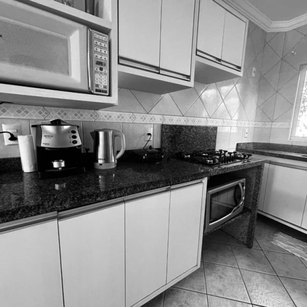 CONDOMNIO 3 DORM 1 VAGA EM BOMBINHAS