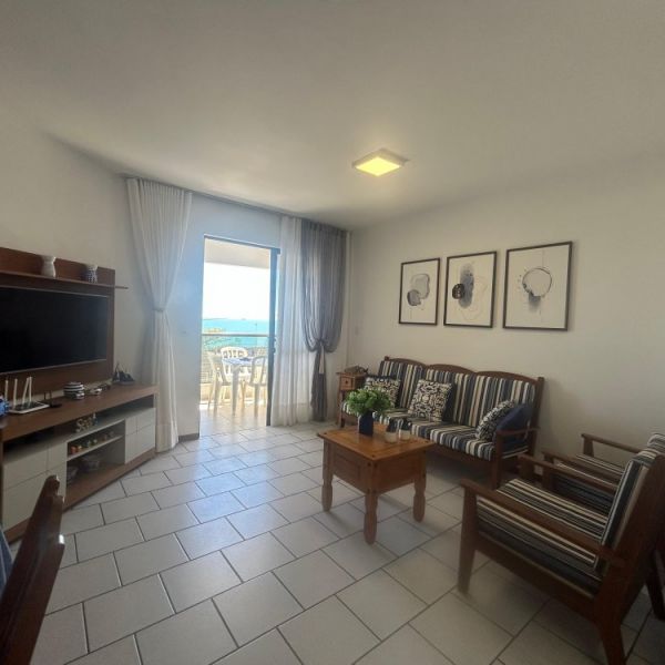 ED. TNIA  A 50 METROS DA PRAIA DE BOMBAS 1 CARRO