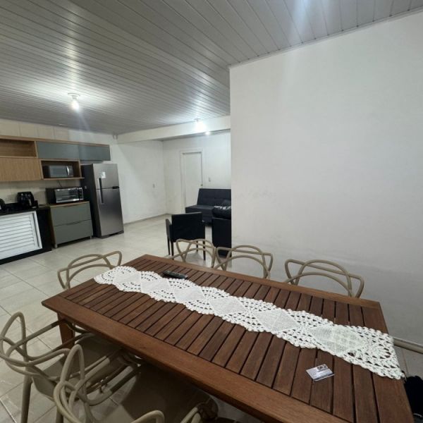 CASA NO ZIMBROS 4 DORMITRIOS 3 VAGAS DE CARROS