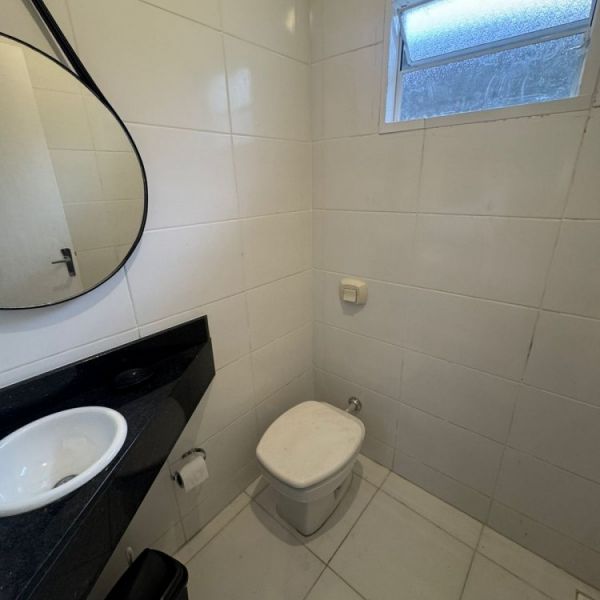 CASA NO ZIMBROS 4 DORMITRIOS 3 VAGAS DE CARROS