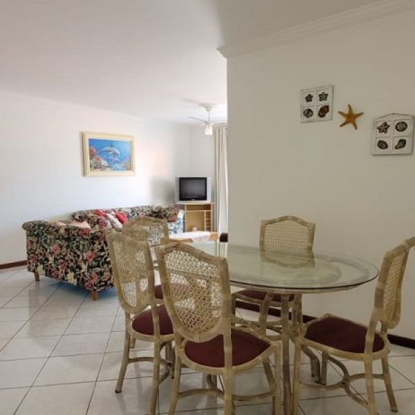 Apartamento Edifcio Paradise localizao, Bombas