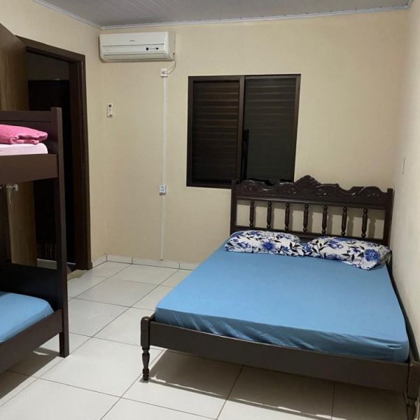 Linda casa no Canto Grande 