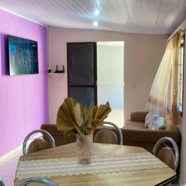 Linda casa no Canto Grande 