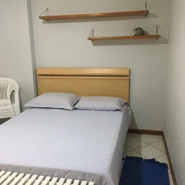 APARTAMENTO ESTRELA DO MAR EM BOMBAS 3 DORMI