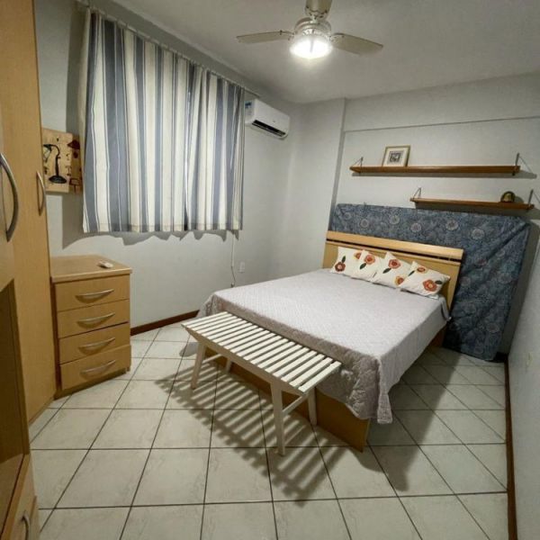 APARTAMENTO ESTRELA DO MAR EM BOMBAS 3 DORMI