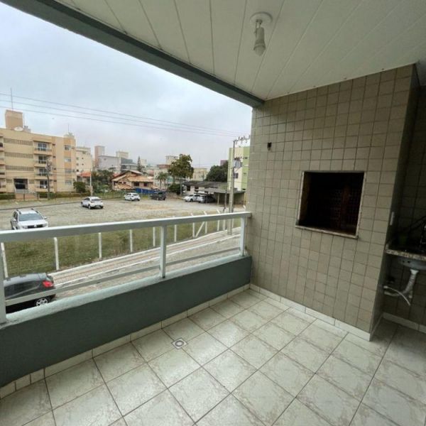 APARTAMENTO ESTRELA DO MAR EM BOMBAS 3 DORMI