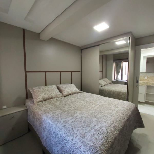 APARTAMENTO EM BOMBAS 3 SU�TES 2 CARROS (402)