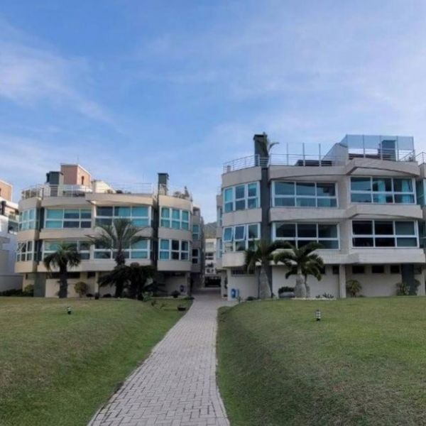 COST�O DE BOMBAS 4 SU�TES 4 VAGAS DE GARAGEM