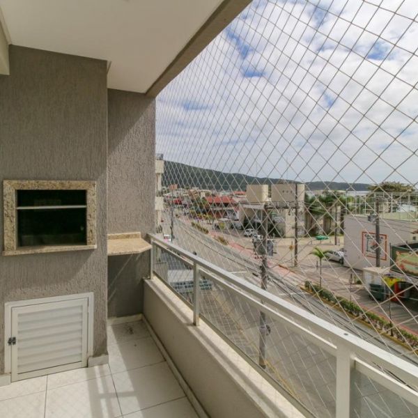 APARTAMENTO NA AVENIDA DE BOMBAS 3 DORM BOMAC