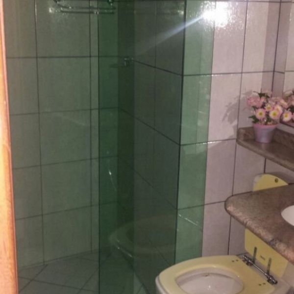 Condom�nio Brom�lias em Bombinhas (115) 3 Quartos