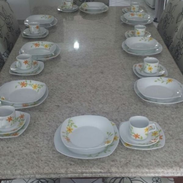 Condom�nio Brom�lias em Bombinhas (115) 3 Quartos