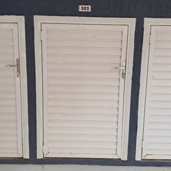 APTO 303 2 DORMIT�RIO 1 VAGA EM BOMBAS