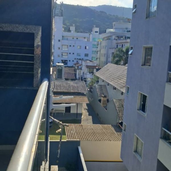 APTO 303 2 DORMIT�RIO 1 VAGA EM BOMBAS