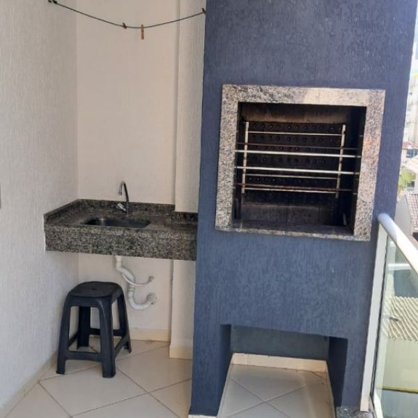 APTO 303 2 DORMIT�RIO 1 VAGA EM BOMBAS