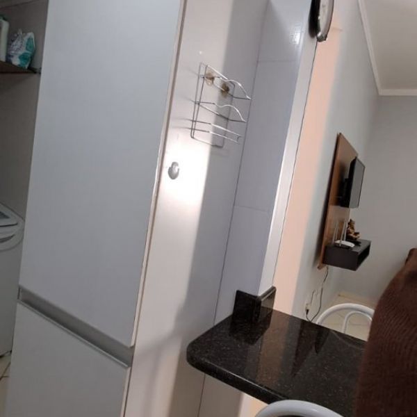 APTO 303 2 DORMIT�RIO 1 VAGA EM BOMBAS