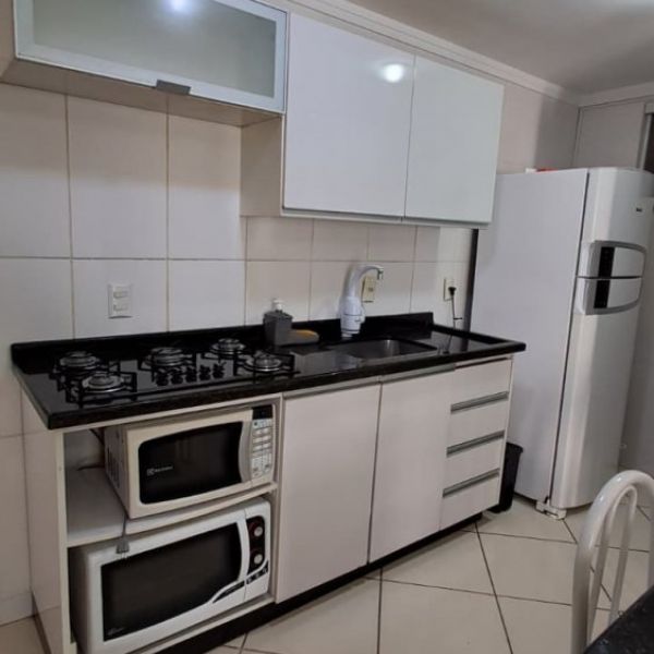 APTO 303 2 DORMIT�RIO 1 VAGA EM BOMBAS