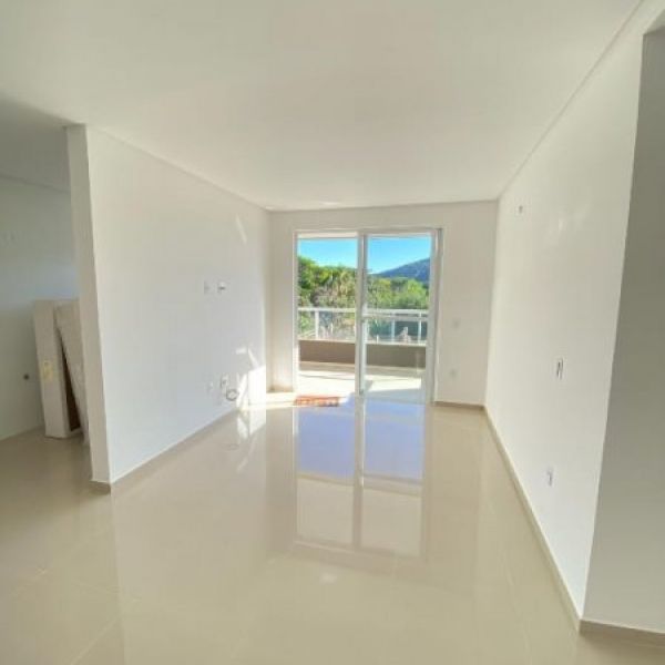 APARTAMENTO EM BOMBAS 3 DORMIT�RIOS 1 VAGA