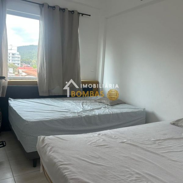 Apt Bombas 2 dorm Edificil Ravena
