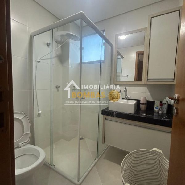 Apto(201) em Bombas 2 dorm Residencial Arvoredo