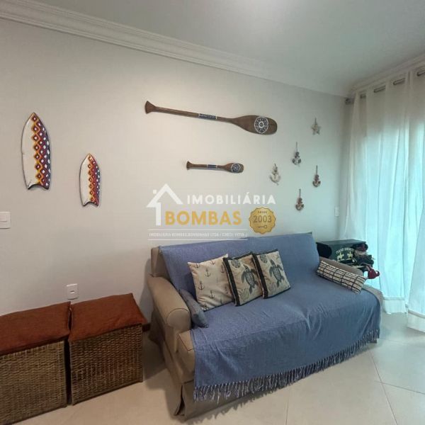 Apto(201) em Bombas 2 dorm Residencial Arvoredo