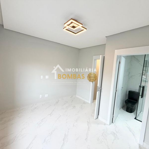 SOBRADO DUPLEX NO JOS� AM�NDIO 2 SU�TES