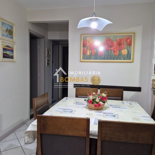 APART(01) EM BOMBAS 3 DORM 100 METROS DO MAR