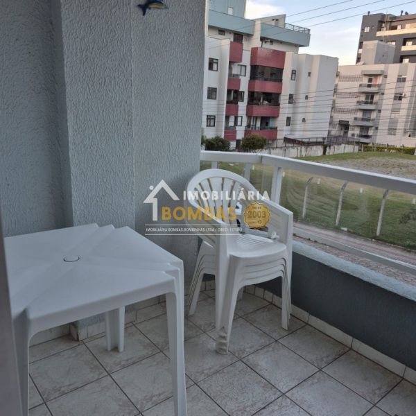 APART(01) EM BOMBAS 3 DORM 100 METROS DO MAR