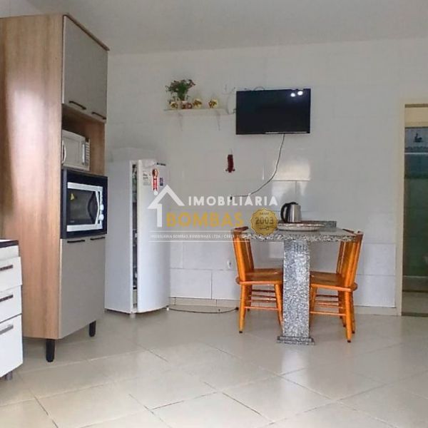 Apartamento terreo Praia de Bombas