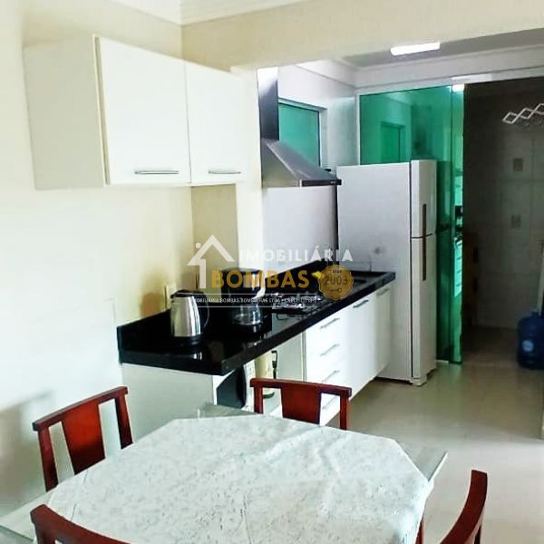 Apartamento Com Spa at� 4 pessoas- 300 m Praia de 