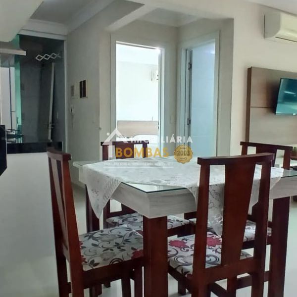 Apartamento Com Spa at� 4 pessoas- 300 m Praia de 