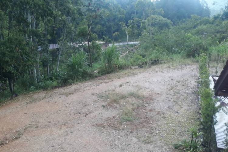 S�TIO CANELINHA 2 DORMIT�RIOS 4 VAGAS DE GARAGEM