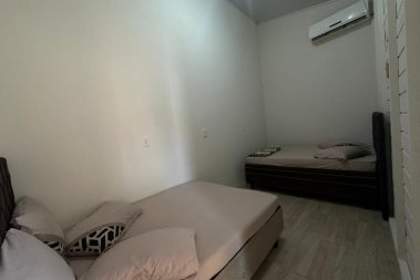 Linda casa no Canto Grande 